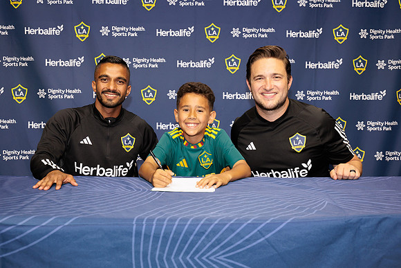 061025_LA_GALAXY_RM_043