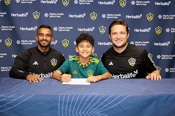 061025_LA_GALAXY_RM_059