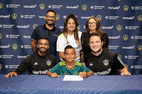 061025_LA_GALAXY_RM_011