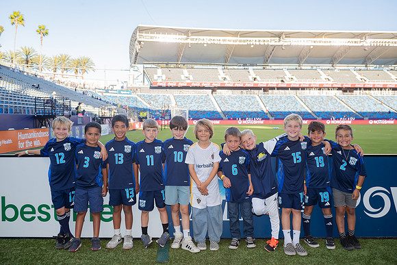 101825_LA_GALAXY_SR_0009
