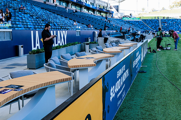 0212226_LA_GALAXY_MO_0057