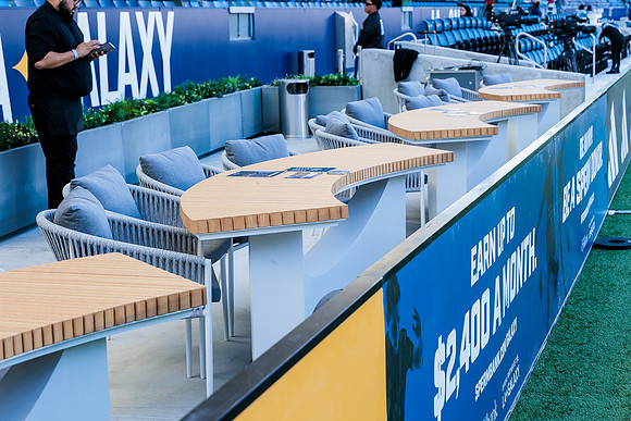 0212226_LA_GALAXY_MO_0058