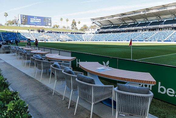 0212226_LA_GALAXY_MO_0060