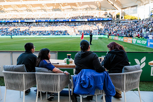 0212226_LA_GALAXY_MO_0201