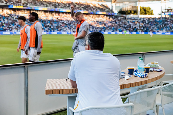 0212226_LA_GALAXY_MO_0205