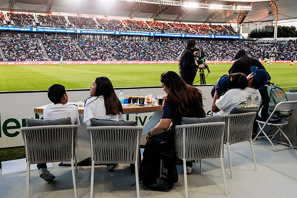 0212226_LA_GALAXY_MO_0232