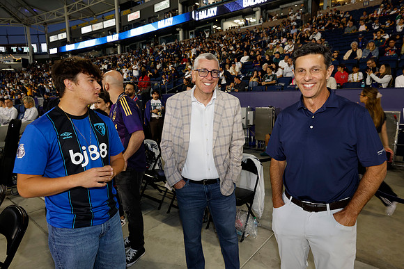 0404026_LAGalaxyvsMinnesota_GA_00002