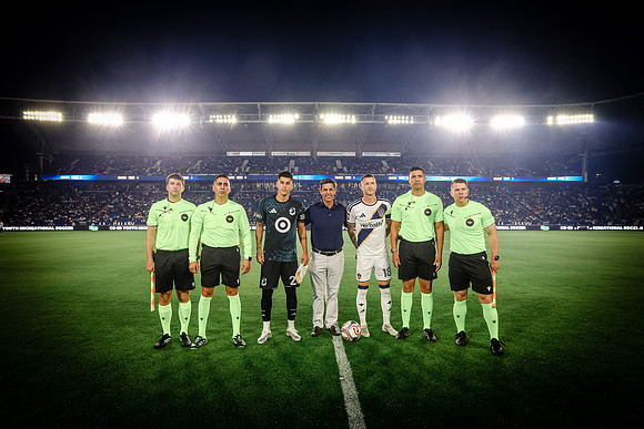 0404026_LAGalaxyvsMinnesota_GA_00871