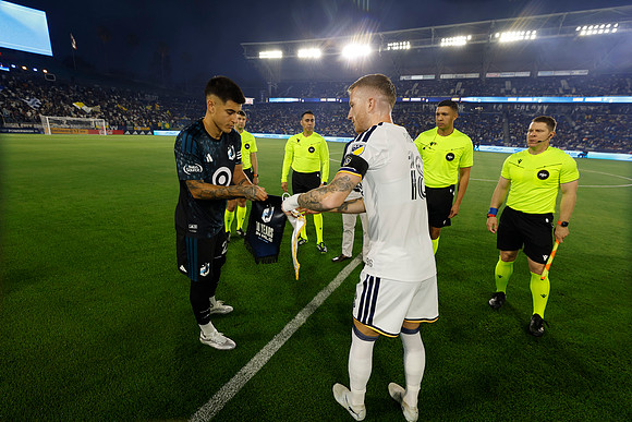 0404026_LAGalaxyvsMinnesota_GA_00889