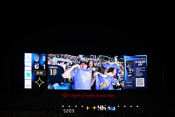 0404026_LAGalaxyvsMinnesota_GA_08846