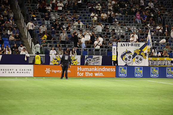 0404026_LAGalaxyvsMinnesota_GA_08788