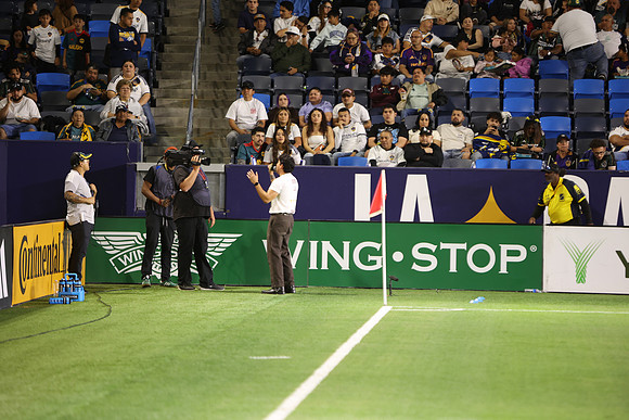 0404026_LAGalaxyvsMinnesota_GA_08781