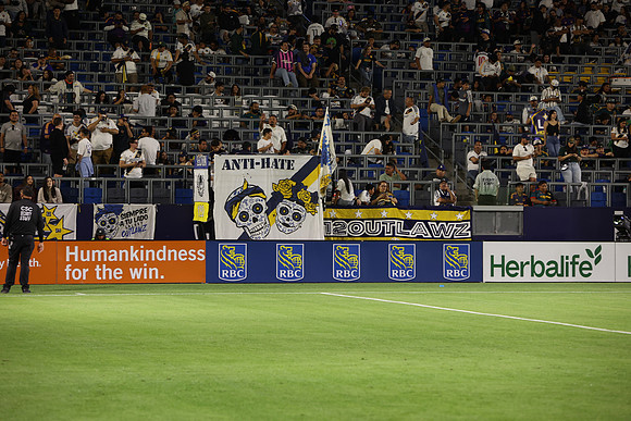 0404026_LAGalaxyvsMinnesota_GA_08790