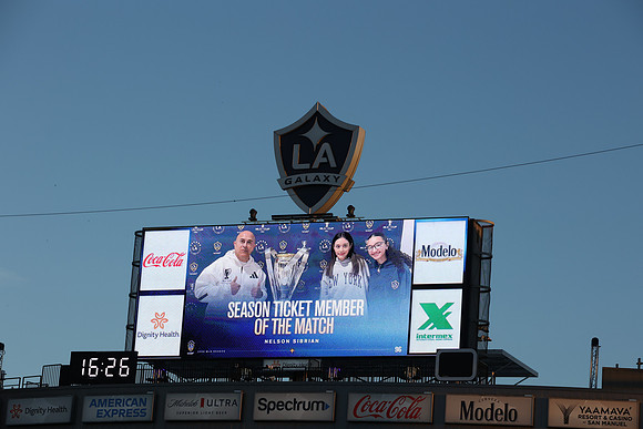 0404026_LAGalaxyvsMinnesota_GA_08035