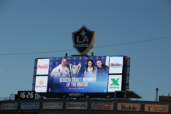 0404026_LAGalaxyvsMinnesota_GA_08037