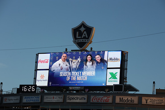 0404026_LAGalaxyvsMinnesota_GA_08036