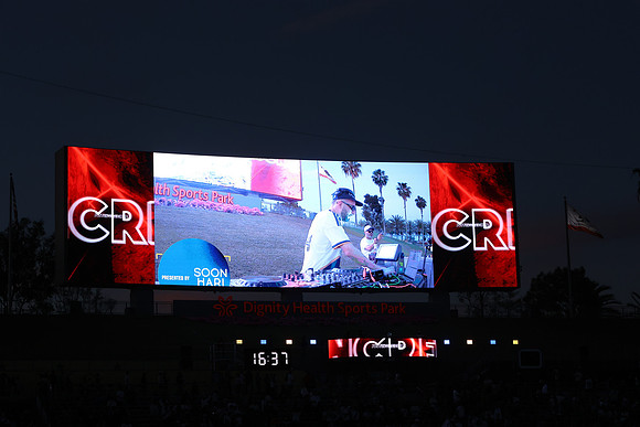 0404026_LAGalaxyvsMinnesota_GA_07807
