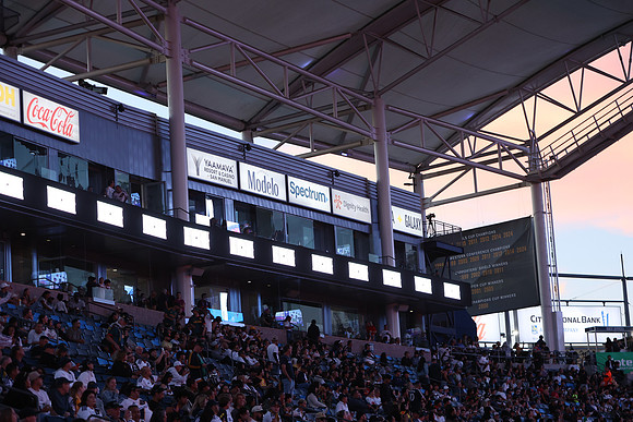 0404026_LAGalaxyvsMinnesota_GA_07795