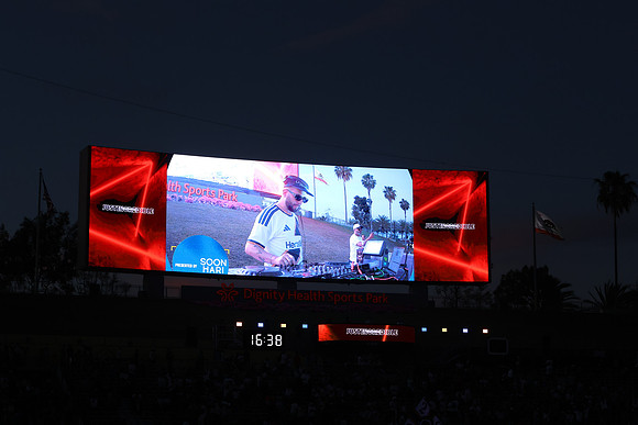 0404026_LAGalaxyvsMinnesota_GA_07799