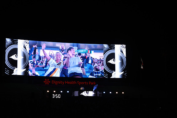 0404026_LAGalaxyvsMinnesota_GA_07956
