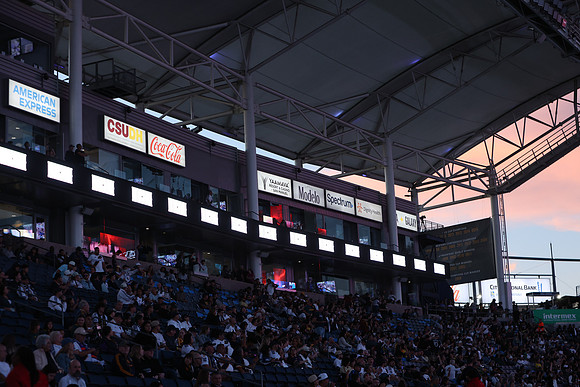 0404026_LAGalaxyvsMinnesota_GA_07822