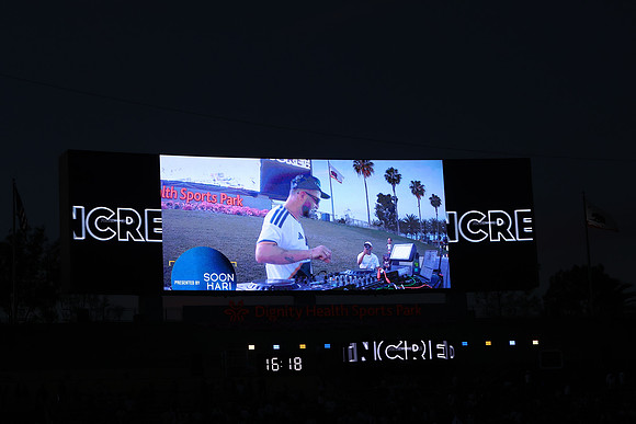 0404026_LAGalaxyvsMinnesota_GA_07837