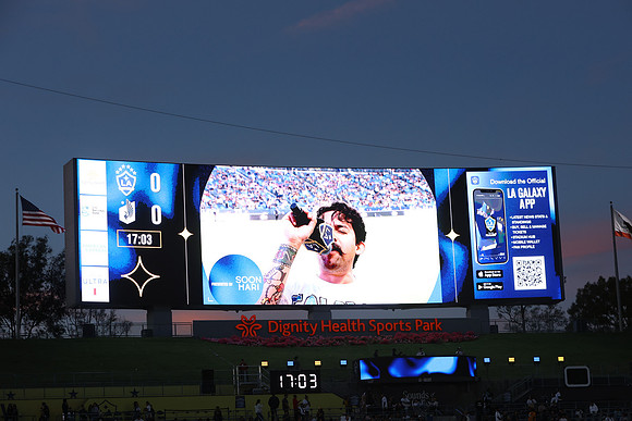 0404026_LAGalaxyvsMinnesota_GA_07758