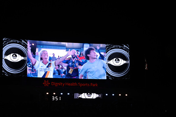 0404026_LAGalaxyvsMinnesota_GA_07950
