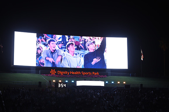 0404026_LAGalaxyvsMinnesota_GA_07936