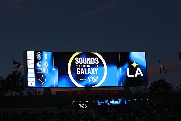 0404026_LAGalaxyvsMinnesota_GA_07716