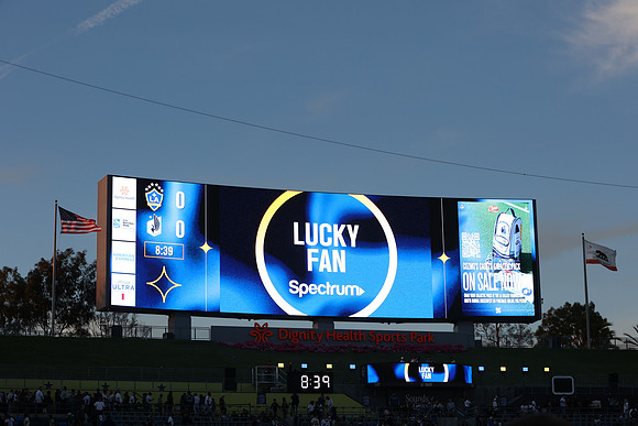 0404026_LAGalaxyvsMinnesota_GA_07521