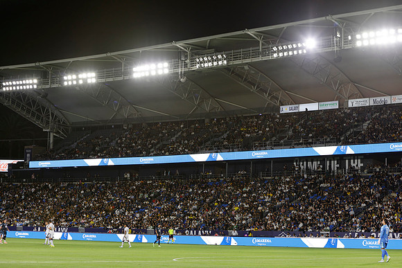 0404026_LAGalaxyvsMinnesota_GA_06202