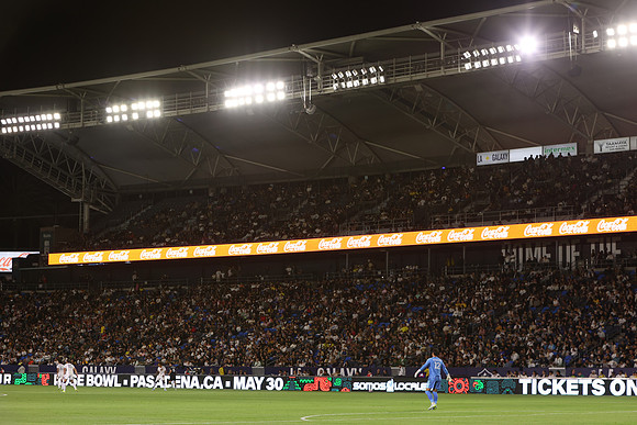 0404026_LAGalaxyvsMinnesota_GA_06372