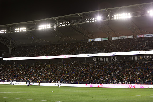0404026_LAGalaxyvsMinnesota_GA_06402