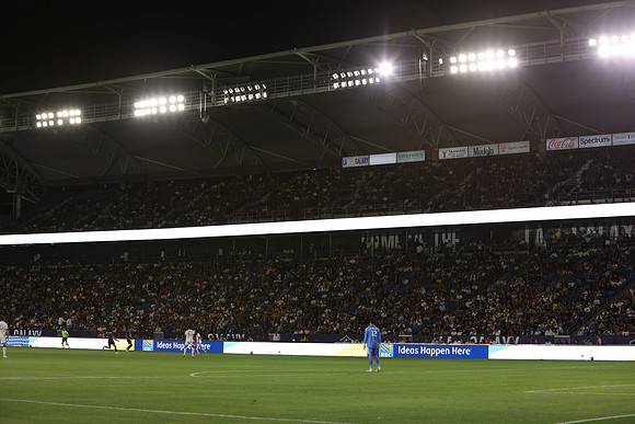 0404026_LAGalaxyvsMinnesota_GA_06470