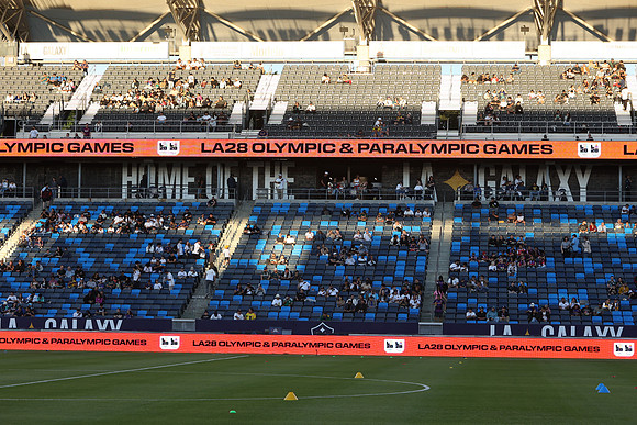 0404026_LAGalaxyvsMinnesota_GA_06314