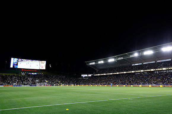 0404026_LAGalaxyvsMinnesota_GA_06260