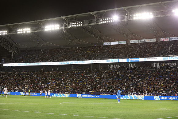 0404026_LAGalaxyvsMinnesota_GA_06467