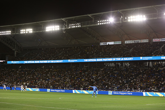 0404026_LAGalaxyvsMinnesota_GA_06488