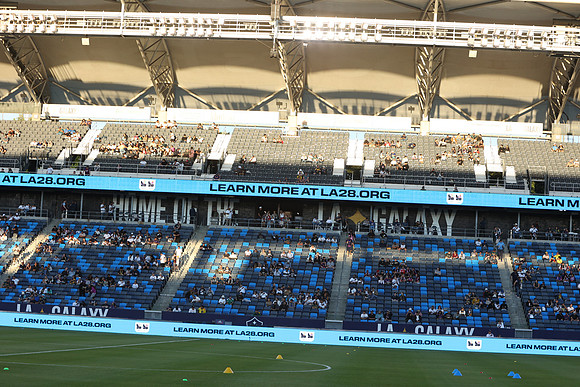 0404026_LAGalaxyvsMinnesota_GA_06271