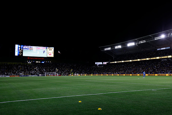 0404026_LAGalaxyvsMinnesota_GA_06264