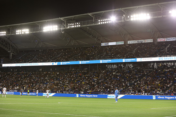 0404026_LAGalaxyvsMinnesota_GA_06462