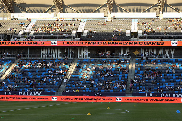 0404026_LAGalaxyvsMinnesota_GA_06312