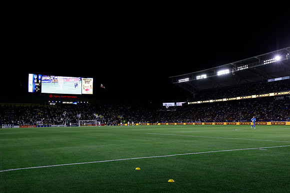 0404026_LAGalaxyvsMinnesota_GA_06267