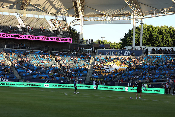 0404026_LAGalaxyvsMinnesota_GA_06337