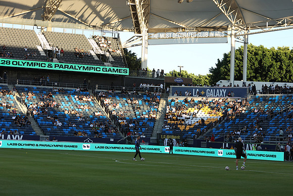 0404026_LAGalaxyvsMinnesota_GA_06335