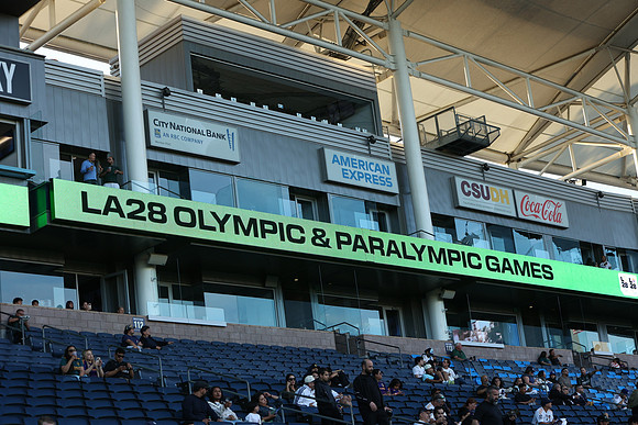 0404026_LAGalaxyvsMinnesota_GA_06297
