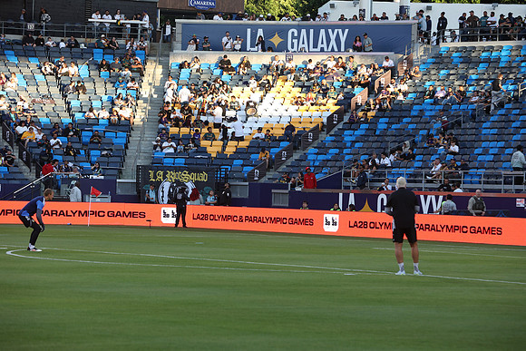 0404026_LAGalaxyvsMinnesota_GA_06308