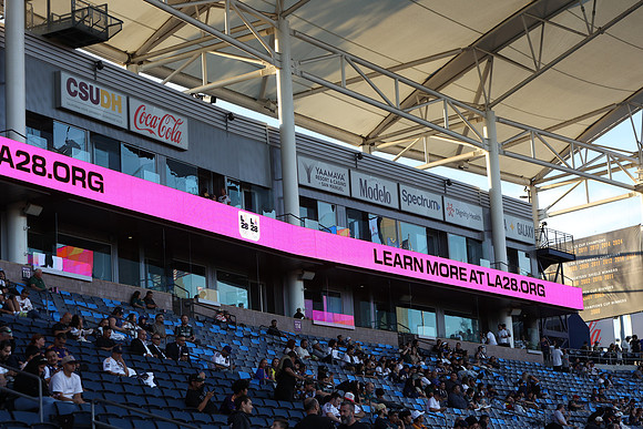 0404026_LAGalaxyvsMinnesota_GA_06320