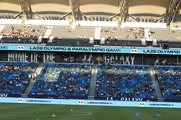 0404026_LAGalaxyvsMinnesota_GA_06331